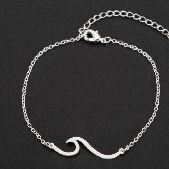 Silver Wave Chain Bracelet - Picture 1 of 3